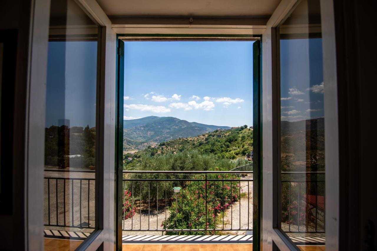 カステッラバーテ Madonna Della Scala Bed & Breakfast エクステリア 写真
