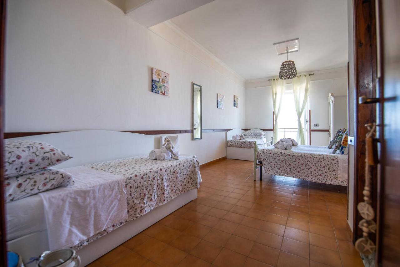 カステッラバーテ Madonna Della Scala Bed & Breakfast エクステリア 写真