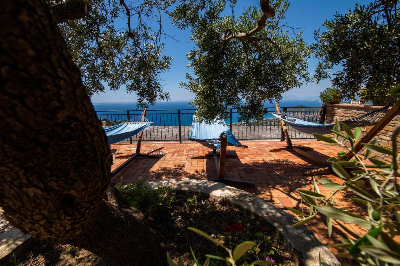 カステッラバーテ Madonna Della Scala Bed & Breakfast エクステリア 写真