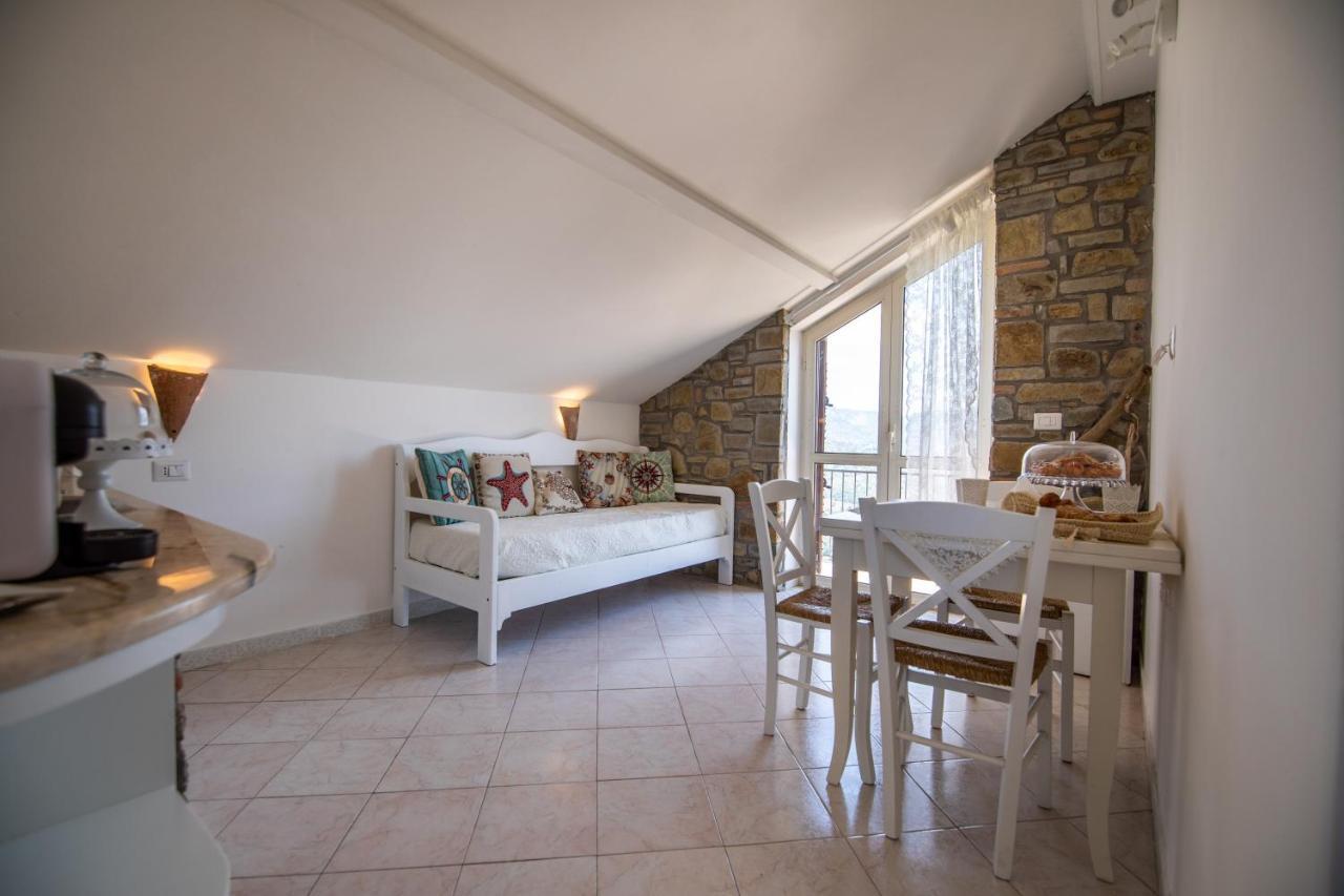 カステッラバーテ Madonna Della Scala Bed & Breakfast エクステリア 写真