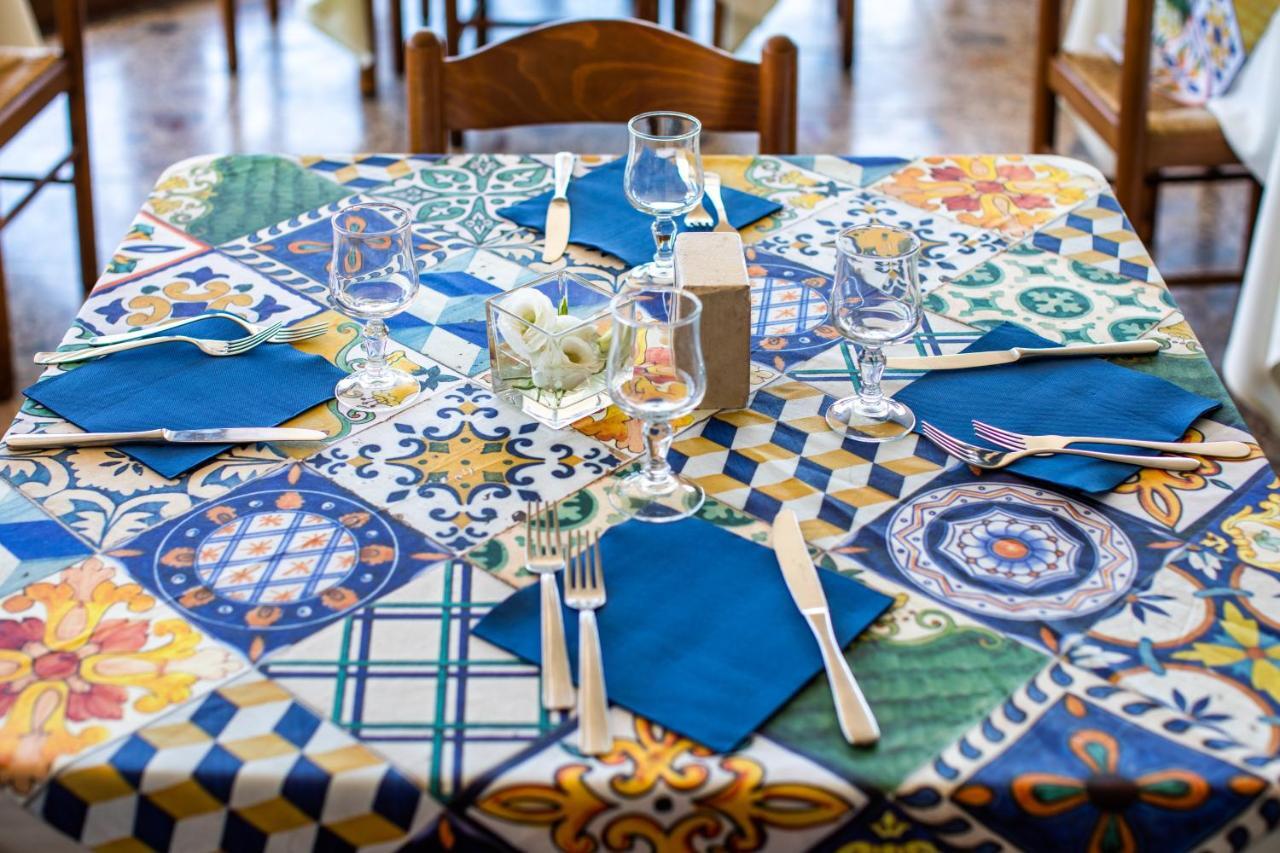 カステッラバーテ Madonna Della Scala Bed & Breakfast エクステリア 写真