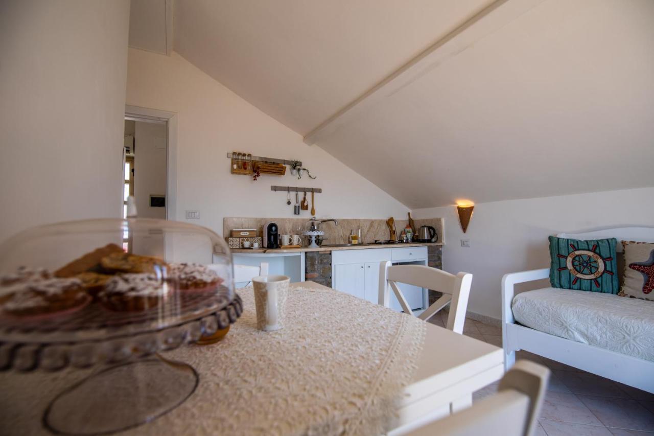 カステッラバーテ Madonna Della Scala Bed & Breakfast エクステリア 写真