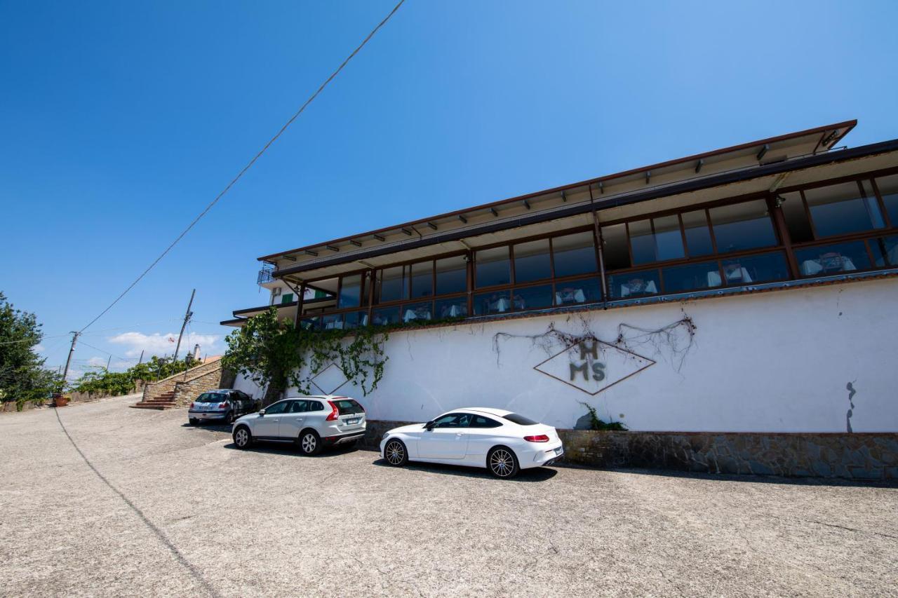 カステッラバーテ Madonna Della Scala Bed & Breakfast エクステリア 写真